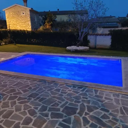Mares 2 Apartment
